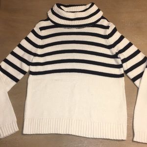 NWT J Crew turtle neck sweater